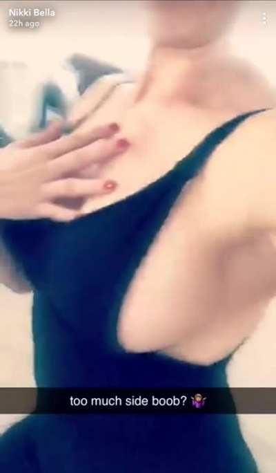 Side Boob