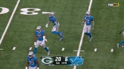 [Highlight] AJ Dillon tackles Jordan Love on the hand off and the Lions stop the Packers on 4th down to force the turnover on downs
