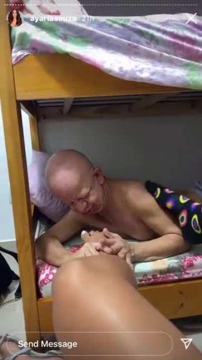 ONB trynna suck a bitch toes