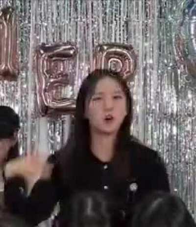 [211104] Yujin - Oh Yes!