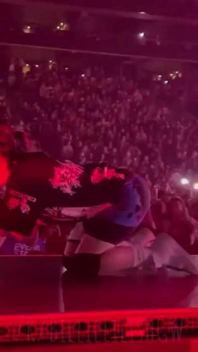 Billie Eilish is giving us a show