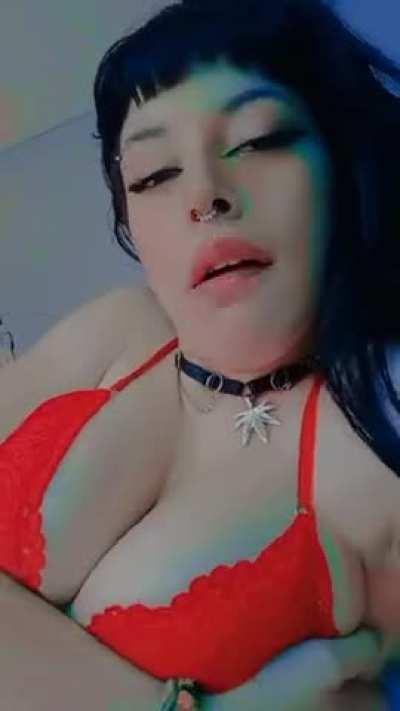 latin tits too baby 🤤