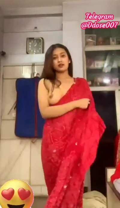🔥🥰 Extremely Cute Desi Girl Gets Crazy for her Long Distance Relationship 😍 Showing ASSHOLE & Fingering DON'T MISS IT TOTAL 2 VIDEO'S