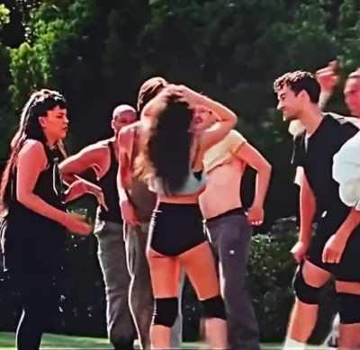 That cheeks deserves to get slapped hard 💦