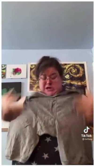 DiWHY duet troll, killing it.