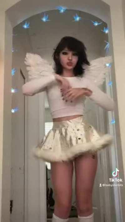 Can my cuteness seduce you?