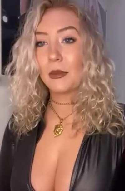 My Sexy Aphrodite Nikkita Lyons