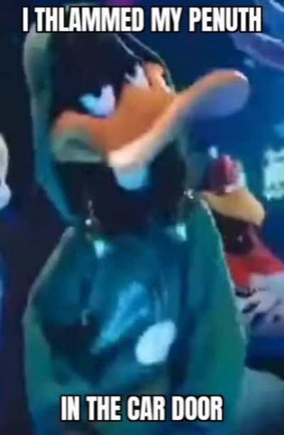 he thlammed his penuth in the car door