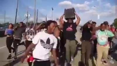 Just started playing xenoblade chronicles for the first time so heres an oc :)