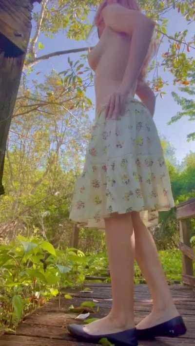 Hi, I’ll do anything to feel your dick twitch and get hard 😇