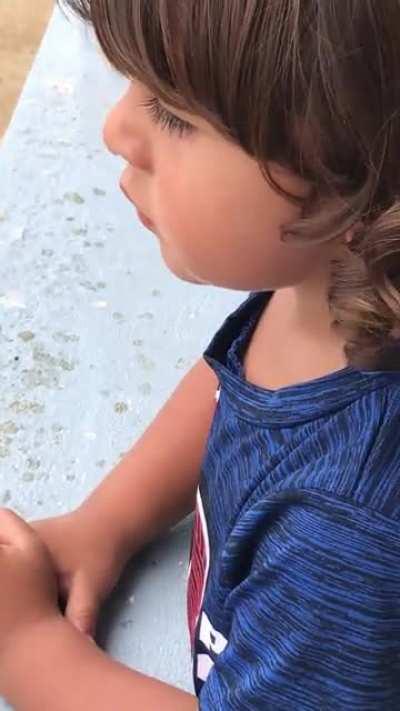 Fighting with a 2 year old in Spanish