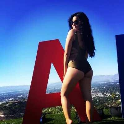 How Would You Get Ariel Winter Pregnant