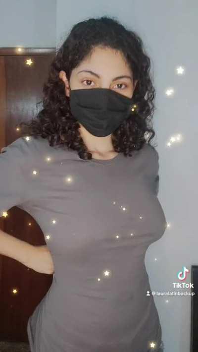 I’m not trusting baggy shirts anymore