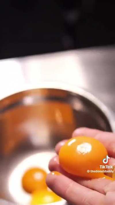 Mujhe bas meri Donut dedo yaar