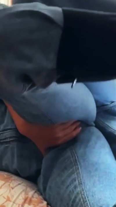 Me n bestie rubbing each other after college