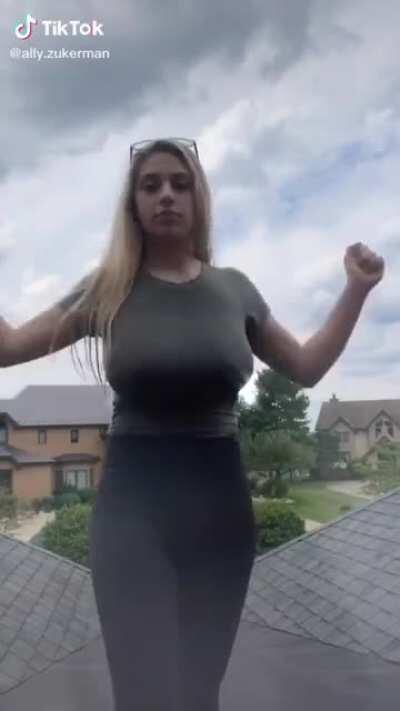 Fortunately she did not forget the shake. Shake them Titties.