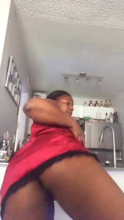 Would you put your face in it?🍑💦