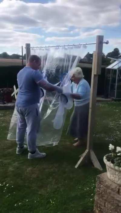 Introducing the cuddle curtain