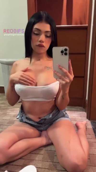 Wanna have some fun with me? - F22