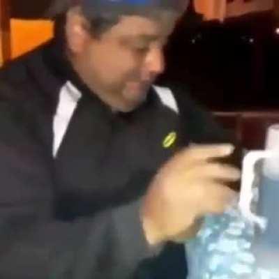 Las pibas: ay boluda los pibes son re violentos cuando estan en pedo Los pibes: