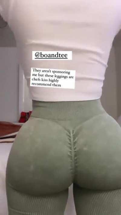 Sorry if the quality seems low, I tried other story downloaders but this was the best one 😭