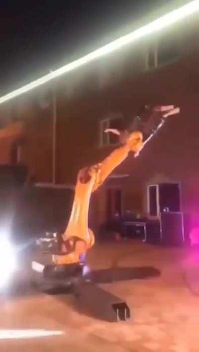 Ladies and Gentlemen, the spine Mangler