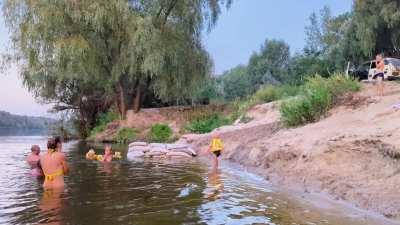 Hi Reddit! Today I want to share a video from a magical corner of Ukraine that the Russian world has not reached and has not polluted with its violence. Children say goodbye to summer:)))