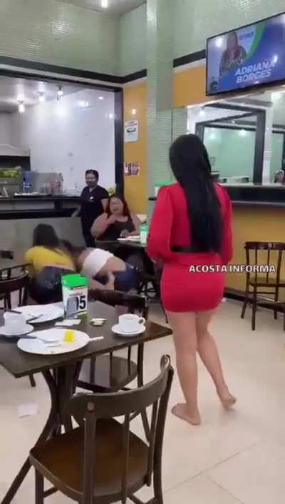 Costa Rican Women Fighting in local food place
