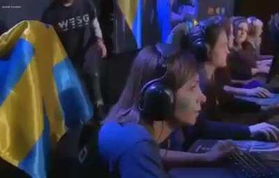 Biraz cinsiyetçi bir video olsa da...