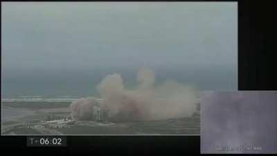 SpaceX lands their starship prototype!