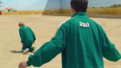 I know it’s bad but i did my best😂 Wait till the end!