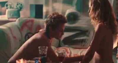 Jaime Winstone and Heather Graham - Boogie Woogie (2009)