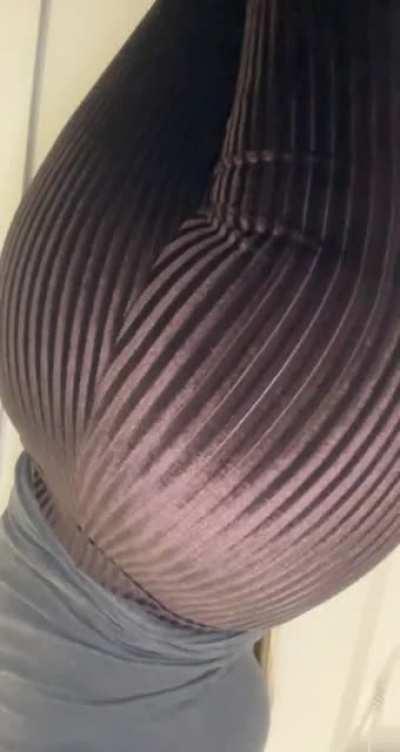 First big fart in my velvet pants 🥹