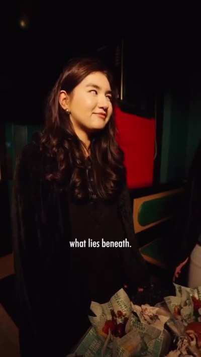 Only in the UK would wingstop make an advertisement like this