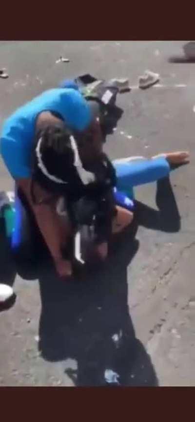 Lool I’m starting to think Mariah is her imaginary friends. She had better chance of the Ghost Busters showing up 😂😂🤣