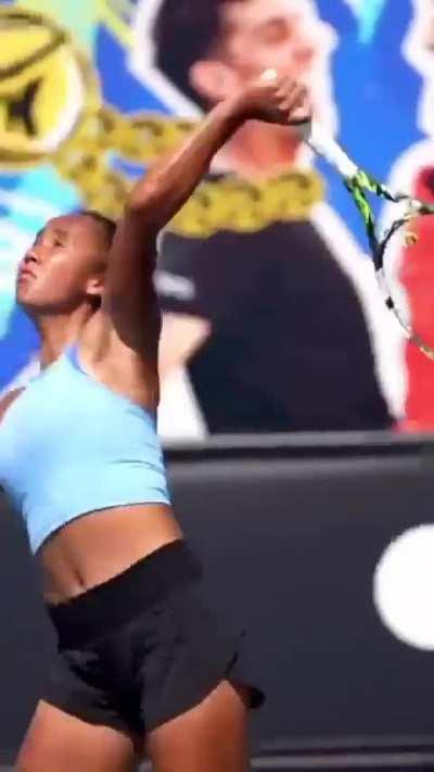 Leylah Fernandez - Canadian Tennis Player