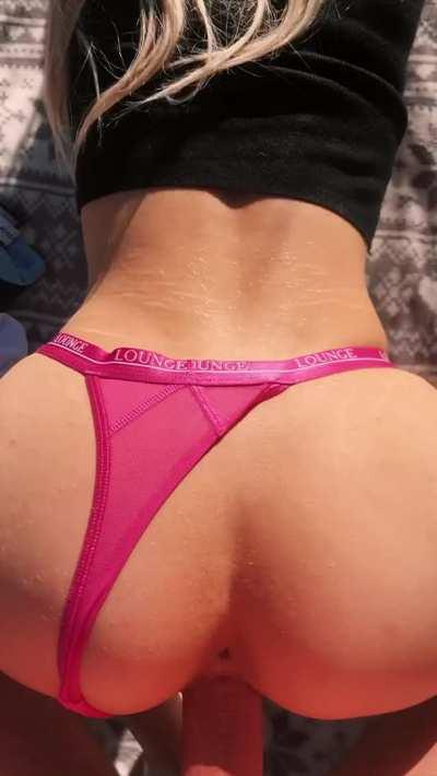 picnic date ended up like this