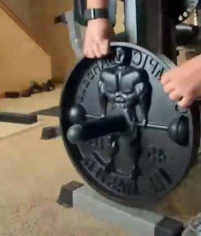 These suggestive weights at the gym...