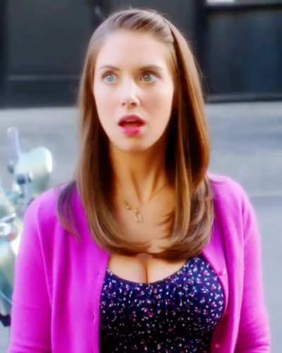 Compilation of Annie at her absolute cutest <3