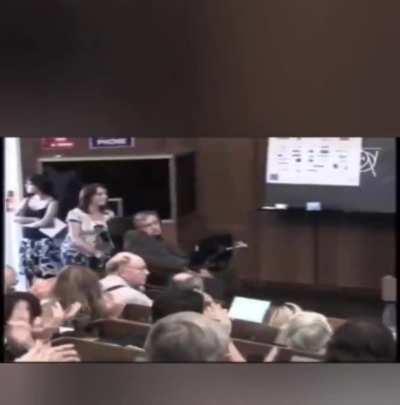 So big brain is not his only big asset