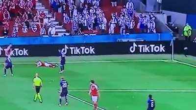 Eriksen'in fenalaşma anı, pek iyi gözükmüyor :/