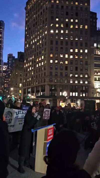 AOC - ''Elon Musk is trying to steal Medicaid to enrich himself, and he's looting America for private profit.''