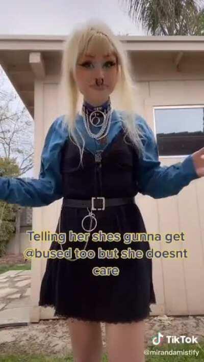 TW victim bashing. This girl is a gold mine of cringe...