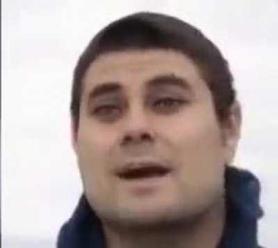 Efe Aydal sings Baka Mitai