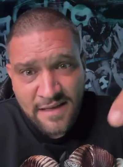 Rugging creators drinks!! No wonder nobody wants to stay with him when they do things together. I really don’t know how he has any friends at all . This beyond cringe 😬