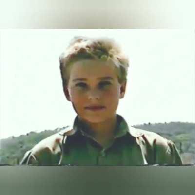 Tim Leach, BBC Bureau Chief for Zimbabwe, interviewed the Ariel kids in 1994. It must have been very difficult for the kids to see something they could not explain, while not being believed by everyone.