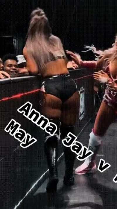 Mariah spanks Anna (that recoil)