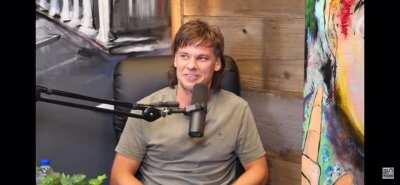 Theo Von tells story about how Schaub faked an illness to avoid seeing Michael Bisping