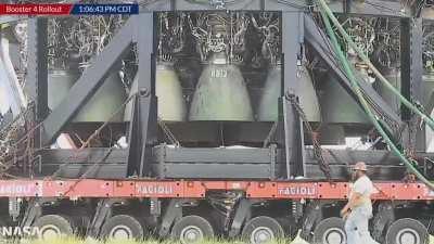 Bob casually going his Super Heavy for a walk (Audio recorded earlier)