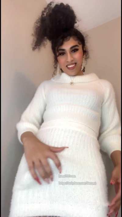 Can I be the first girl to make you gag this year ?